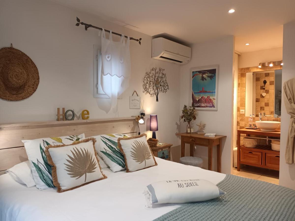 Jolie Villa Lalou Cote D'Azur Trois Chambres Фрежюс Экстерьер фото