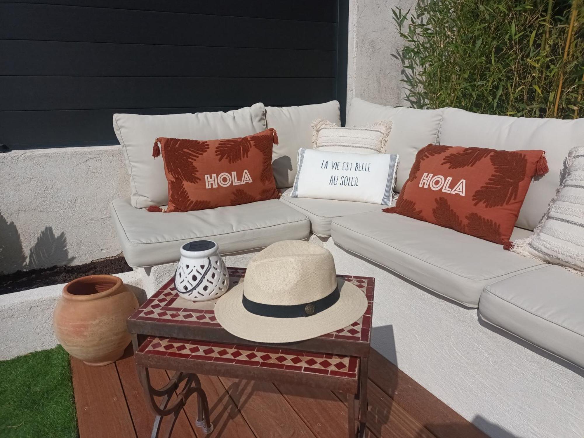 Jolie Villa Lalou Cote D'Azur Trois Chambres Фрежюс Экстерьер фото